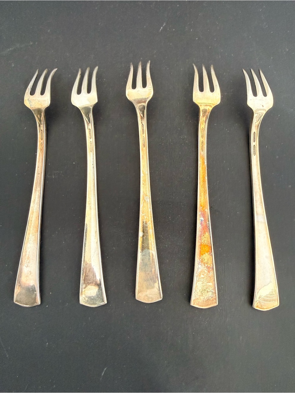 Vintage Alvin Silverplate Cocktail/Seafood Forks 5" lot of 5 - Picture 2 of 4